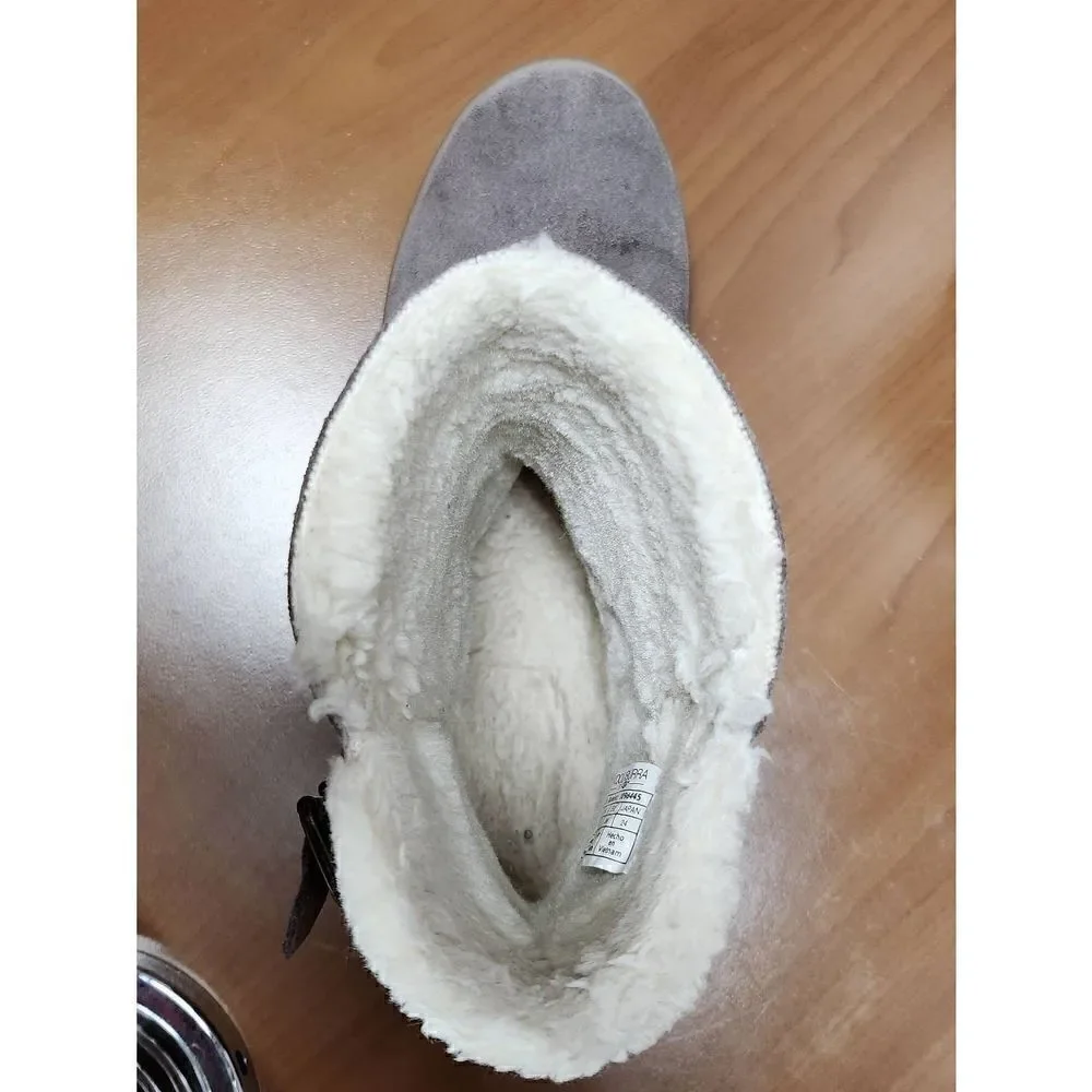 Koolaburra by Ugg Size 4 #A71